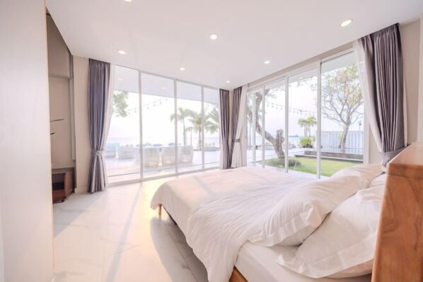 Soundproofing - pattaya sea house poolvilla (Sattahip)