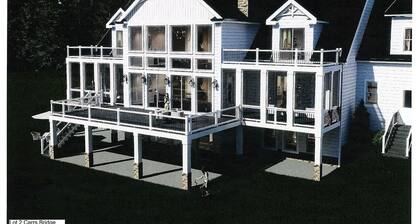 LICENSE TO CHILL II Spacious 8-bedroom Lake Anna house.