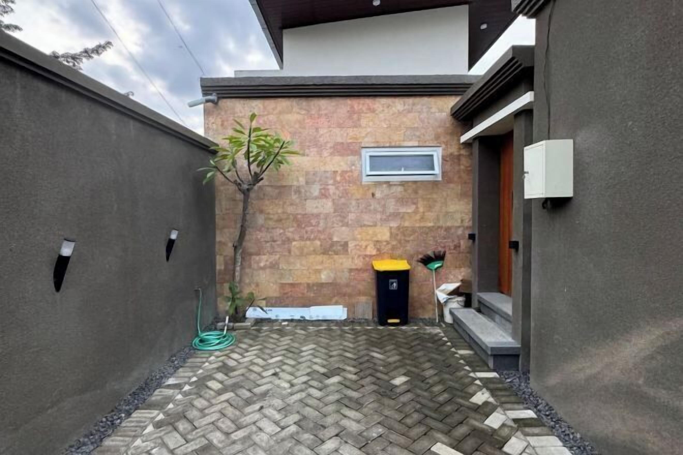 Bãi đậu xe tự phục vụ (phụ phí) 