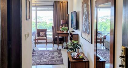The 505 - Luxurious and Cozy Studio in Bahria Town