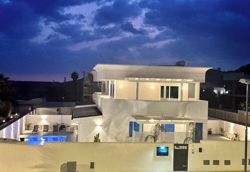 ONDA BIANCA LUXURY APARTMENTS