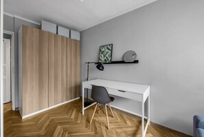 Interior - Powiśle Apt - Balcony, Workspace - by Rentujemy (Warszawa)