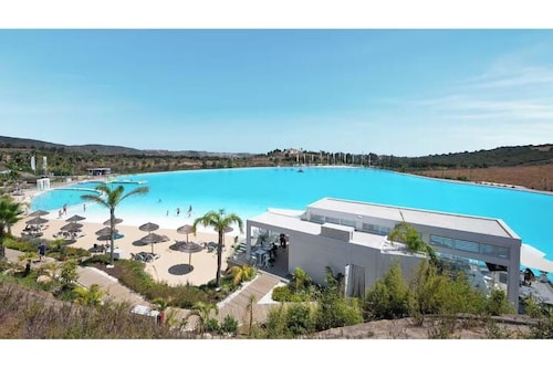 Alcazaba Lagoon Luxury Retreat