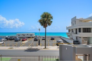 Apartment | 1 bedroom - Coastal Charm Panoramic Scenes Direct Shorelin (San Juan)