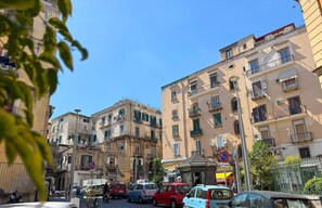 Nicht klassifiziertes Bild, 2 von 41, Schaltfläche