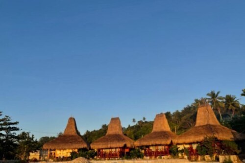 Three Queen Villa and Homestay