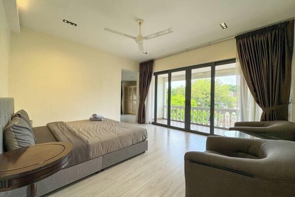 Room - Gathering l Wedding House l 18PaxTaman Oug KL (Kuala Lumpur)