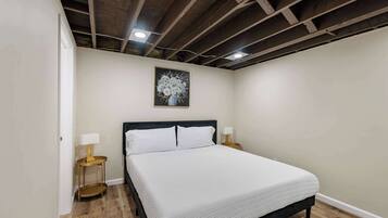 4 bedrooms, desk, laptop workspace, individually decorated