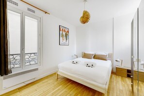 1 bedroom, internet, bed sheets