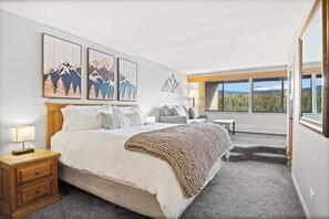 2 عدّة غرف نوم ومكواة/لوح كي وخدمة الإنترنت وملاءات أسرّة