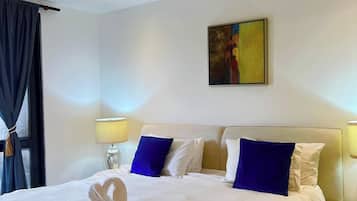 3 bedrooms, iron/ironing board, Internet, bed sheets