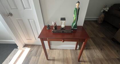 Newly renovated 1 bedroom ground floor apartment