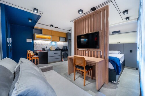 Cozy 1-bedroom apartment in lovely Brasília with AC