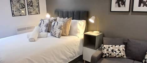 1 Schlafzimmer, Bügeleisen/Bügelbrett, kostenloses WLAN, Bettwäsche