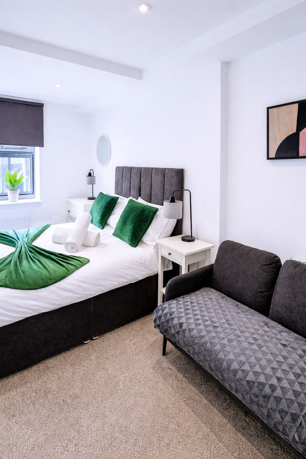 1 chambre, fer et planche à repasser, Wi-Fi gratuit, draps fournis