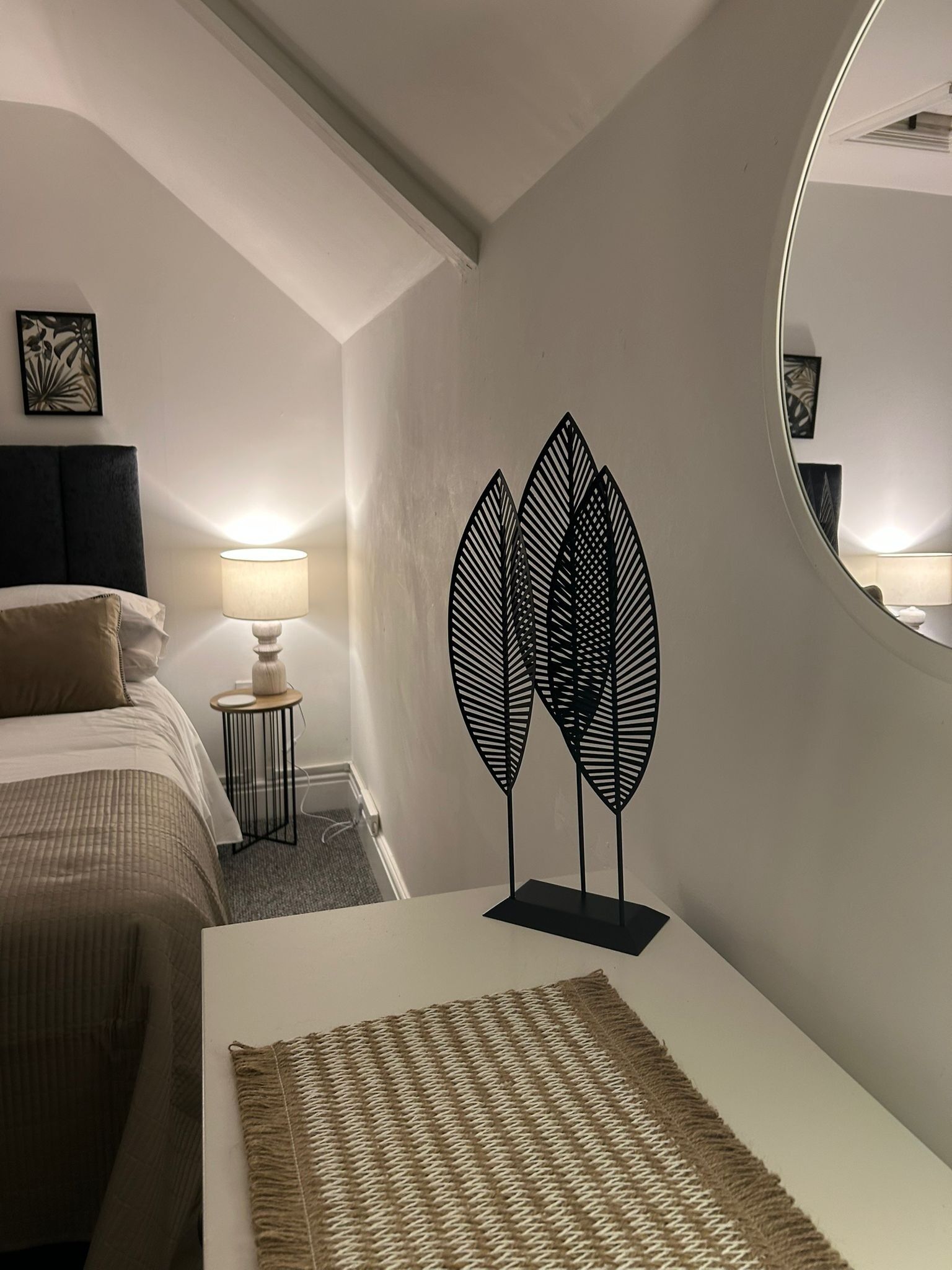 1 chambre, fer et planche à repasser, Wi-Fi gratuit, draps fournis