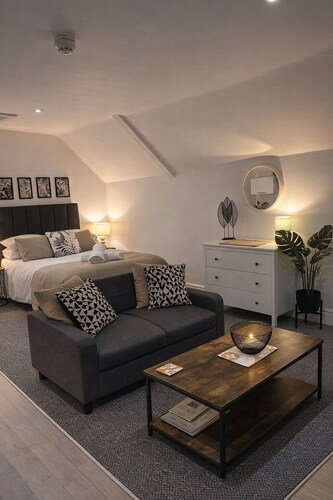 Flat 6 - Eign St. Hereford