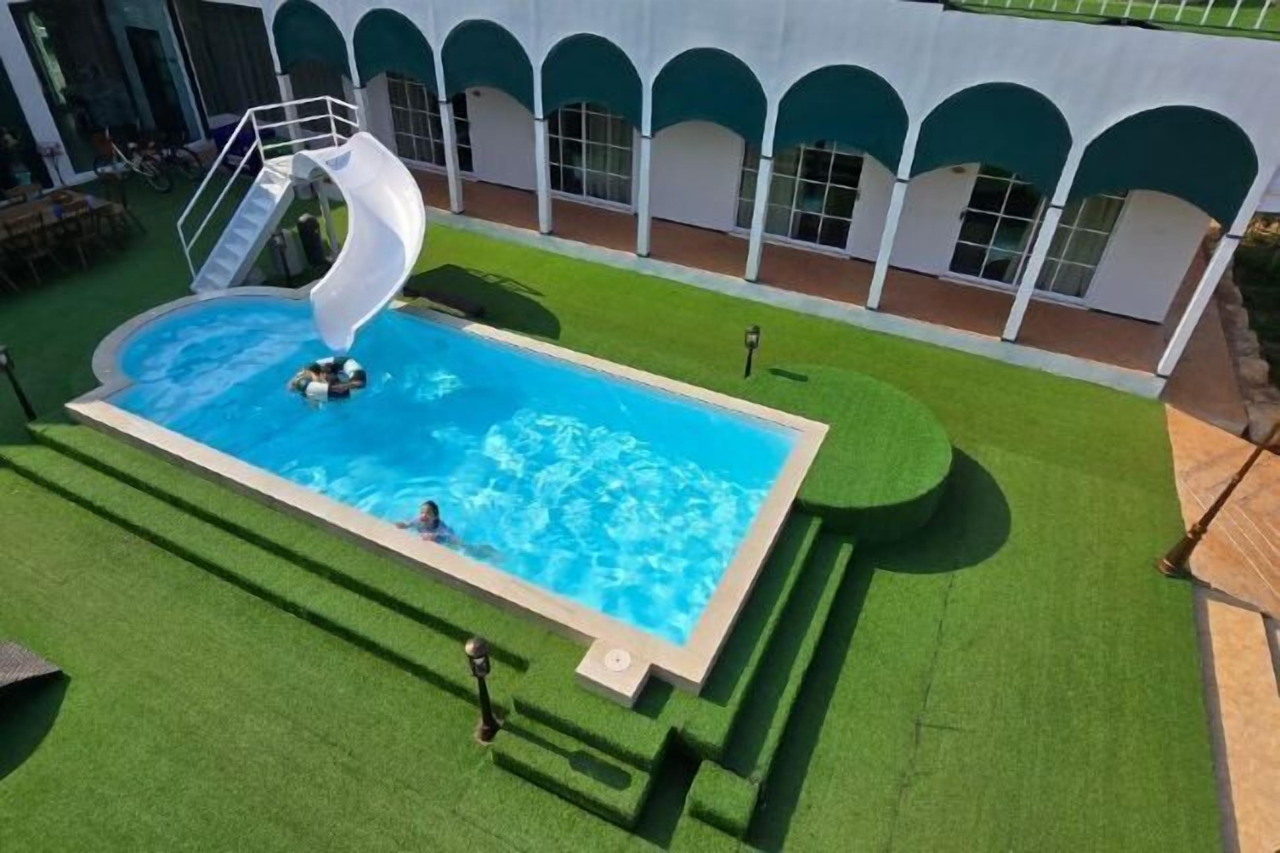 บริเวณภายนอก