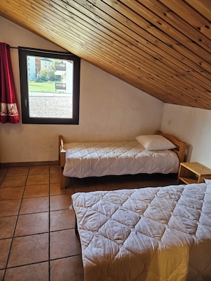 6 bedrooms, free WiFi