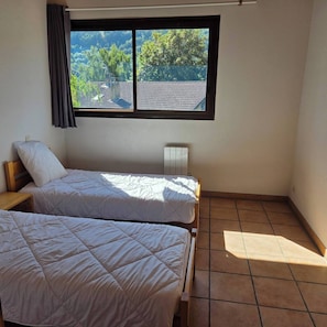 6 bedrooms, free WiFi