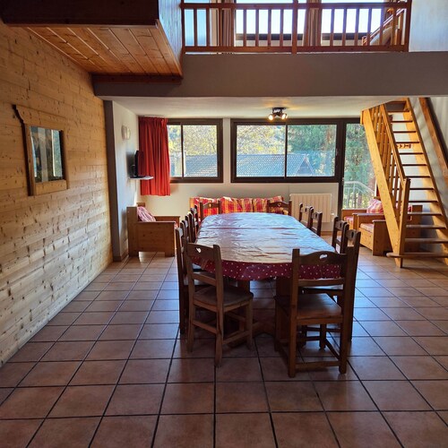 Très grand appartement pour 18 personnes vue montagne