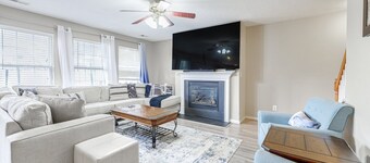 Charming 4-bedroom house with huge back yard and AC in Raleigh, NC
