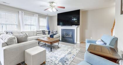 Charming 4-bedroom house with huge back yard and AC in Raleigh, NC