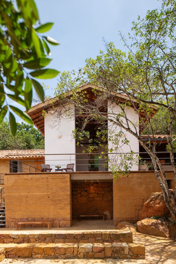 Ngoại thất