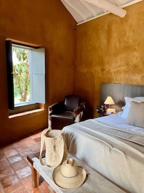 In-room safe, desk, iron/ironing board, free WiFi