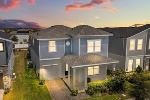 Exterior - 6 BD/ 4.5 BA/ Solara Resort (2343 CS) (Kissimmee)