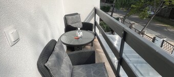 200 meters to Lake Balaton up to 7 persons, Falkenstein Villa, quiet location, Siofok