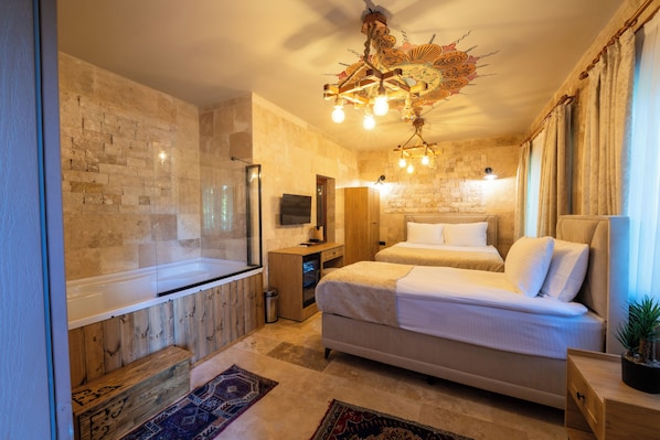 Comfort Triple Room