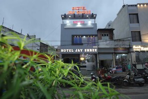 住宿正面