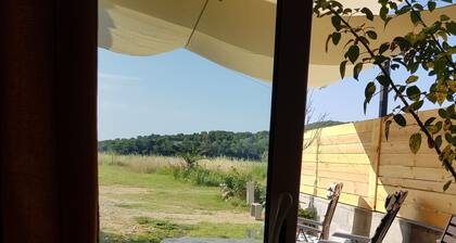 Self-contained room with countryside view at Aiguèze guest house