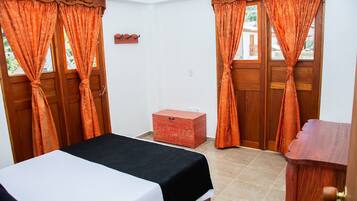 Free WiFi, wheelchair access