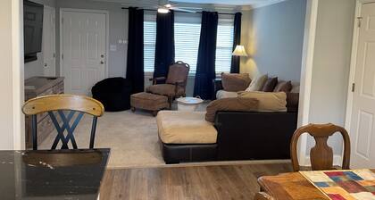 Terrific 2-bedroom 2 bath home, country setting, convenient to highways, 1 acre