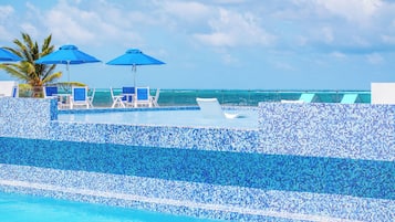 3 outdoor pools
