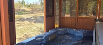 Cozy Cabin on 22 Private Acres in Smithville, TX Peaceful Hill Country Retreat