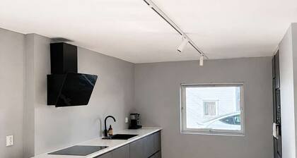 Central Haugesund Apt, Free Parking, Fast WiFi