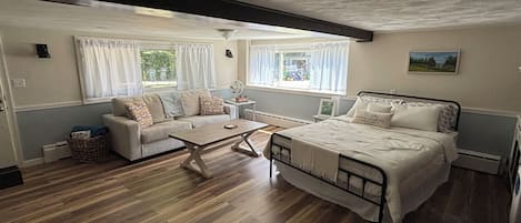 1 bedroom, iron/ironing board, travel crib, free WiFi