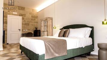 Deluxe Room, 1 King Bed, Balcony, City View | Desk, laptop workspace, free WiFi