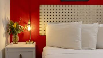 1 habitación, tabla de planchar con plancha, wifi gratis y ropa de cama