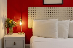 1 slaapkamer, een strijkplank/strijkijzer, gratis wifi, beddengoed