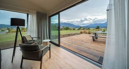 Southern Solace - Te Anau Holiday Home