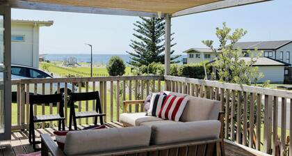 Coastal Retreat - Whiritoa Holiday House