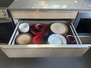 Microwave, oven, stovetop, dishwasher