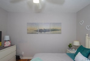 House, Multiple Beds, Patio, Garden View (Brunswick Bungalow) | 3 bedrooms, individually decorated, individually furnished, bed sheets