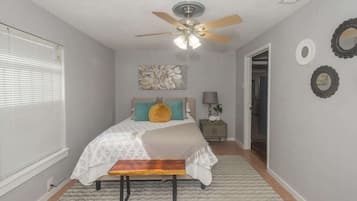 House, Multiple Beds, Patio, Garden View (Brunswick Bungalow) | 3 bedrooms, individually decorated, individually furnished, bed sheets