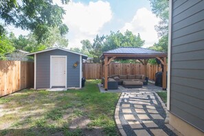 House, Multiple Beds, Patio, Garden View (Brunswick Bungalow) | View from room - Brunswick Bungalow 6ppl (San Antonio)