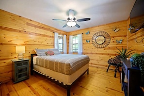 Cabin, nhiều giường, bồn tắm nước nóng, quang cảnh núi (Kalo Cabin) | 3 phòng ngủ, trang trí khác biệt